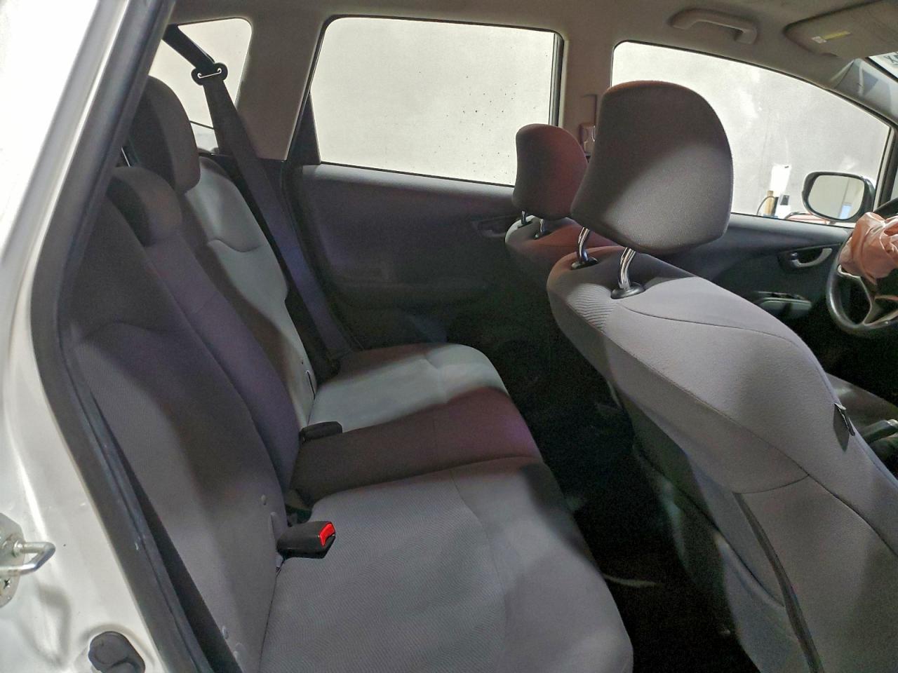 2013 HONDA FIT photo 10