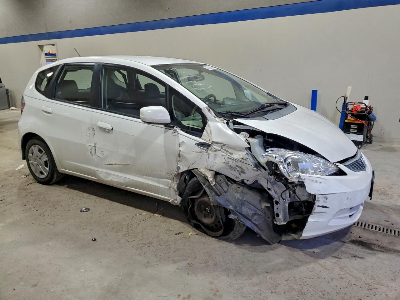 2013 HONDA FIT photo 4