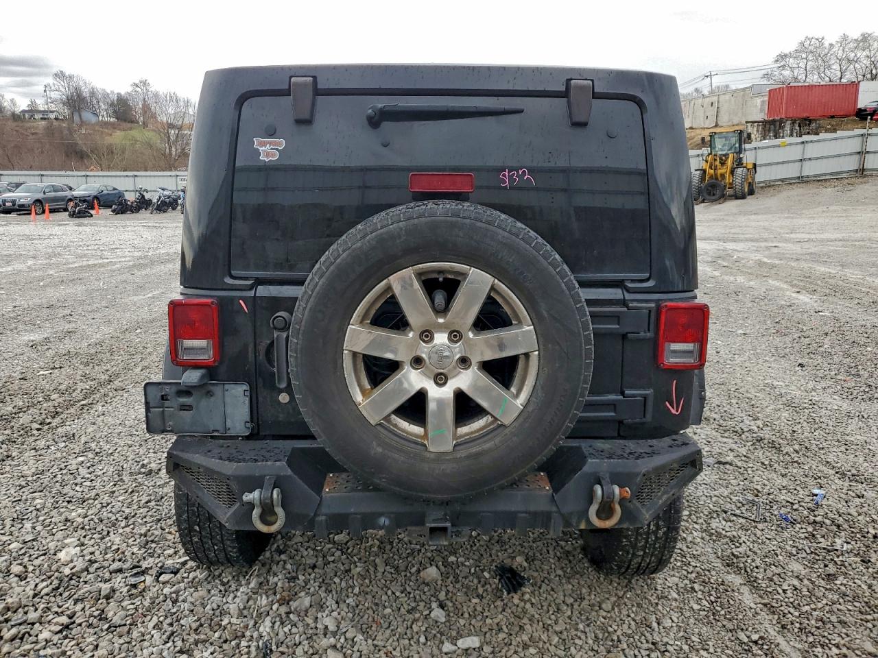 2015 JEEP WRANGLER UNLIMITED SAHARA photo 6