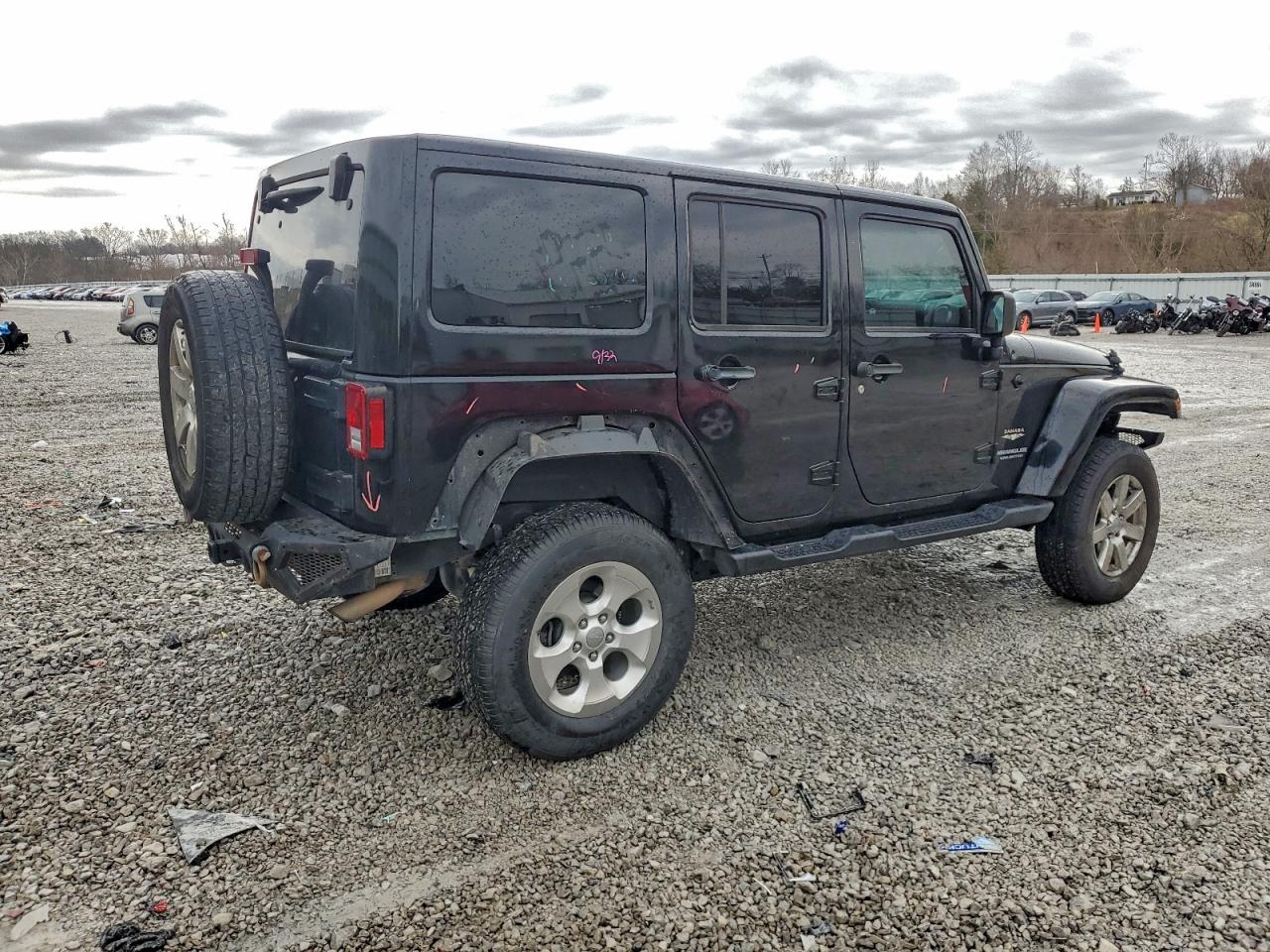 2015 JEEP WRANGLER UNLIMITED SAHARA photo 3