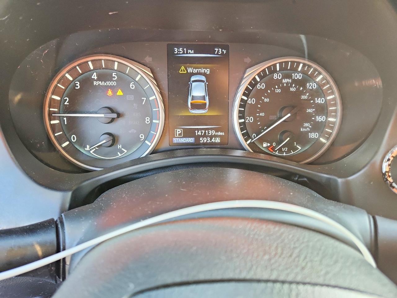 2018 INFINITI Q50 LUXE photo 9