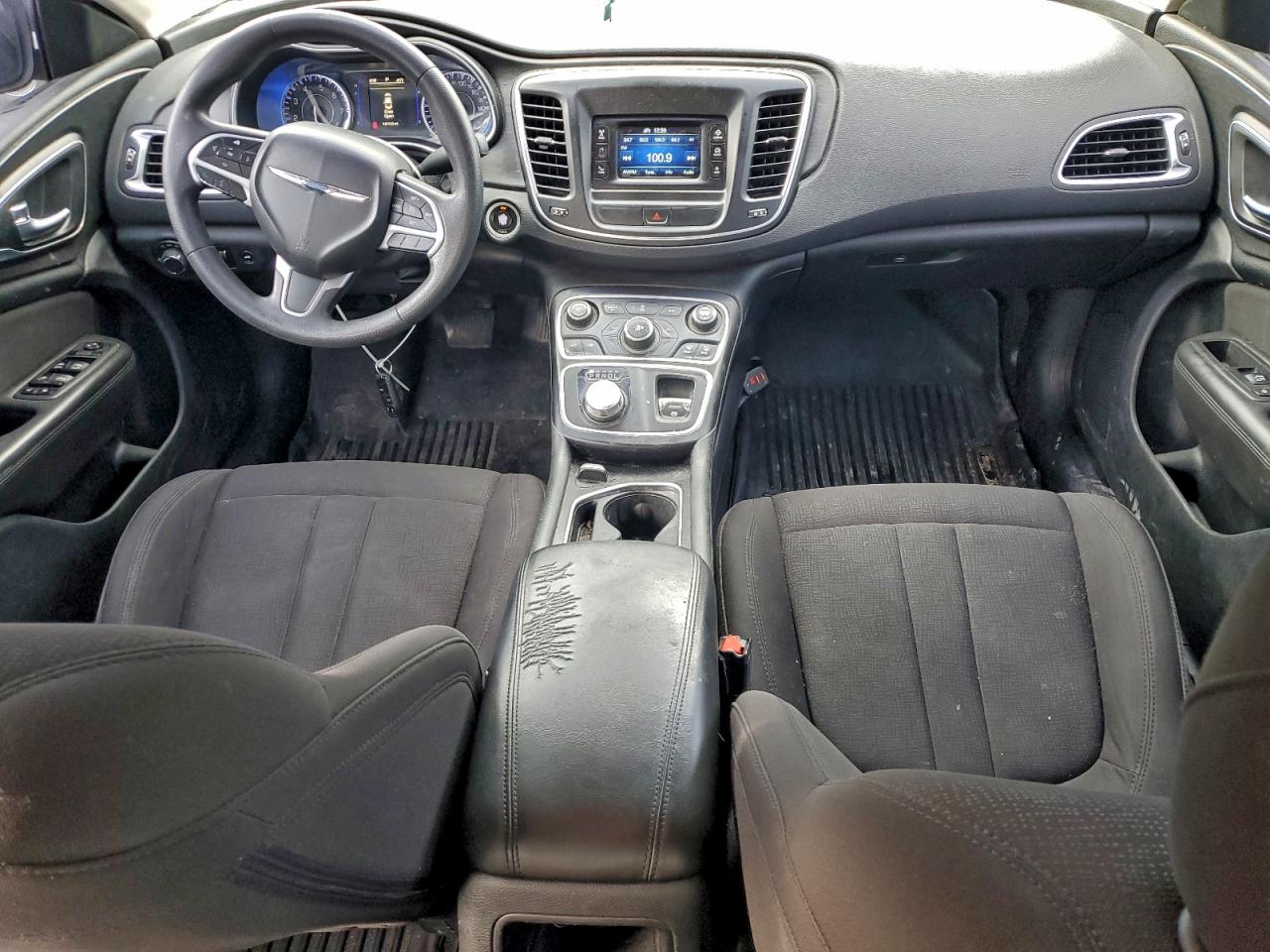 2015 CHRYSLER 200 LIMITED photo 8