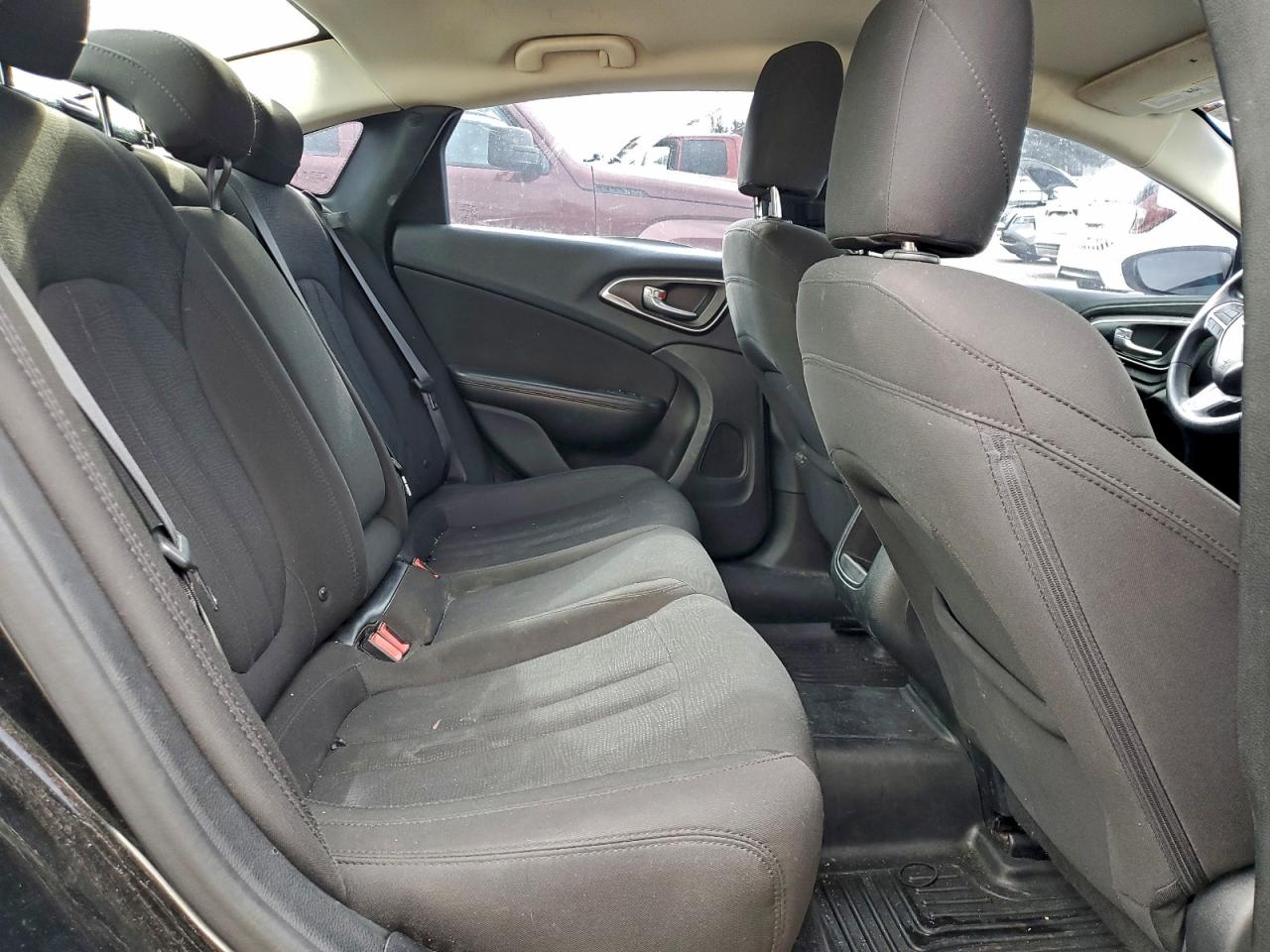 2015 CHRYSLER 200 LIMITED photo 10