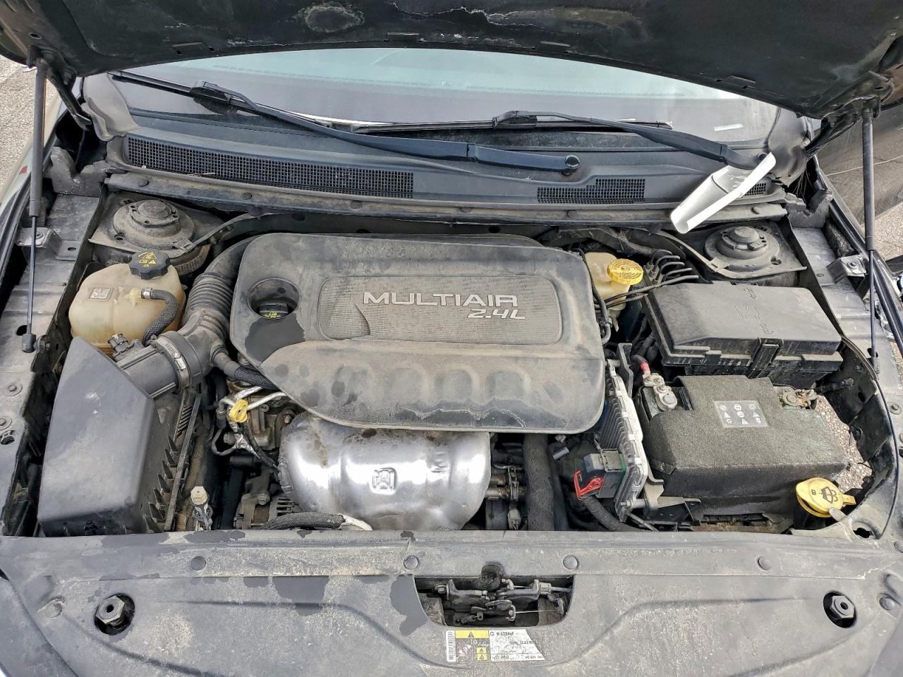 2015 CHRYSLER 200 LIMITED photo 11