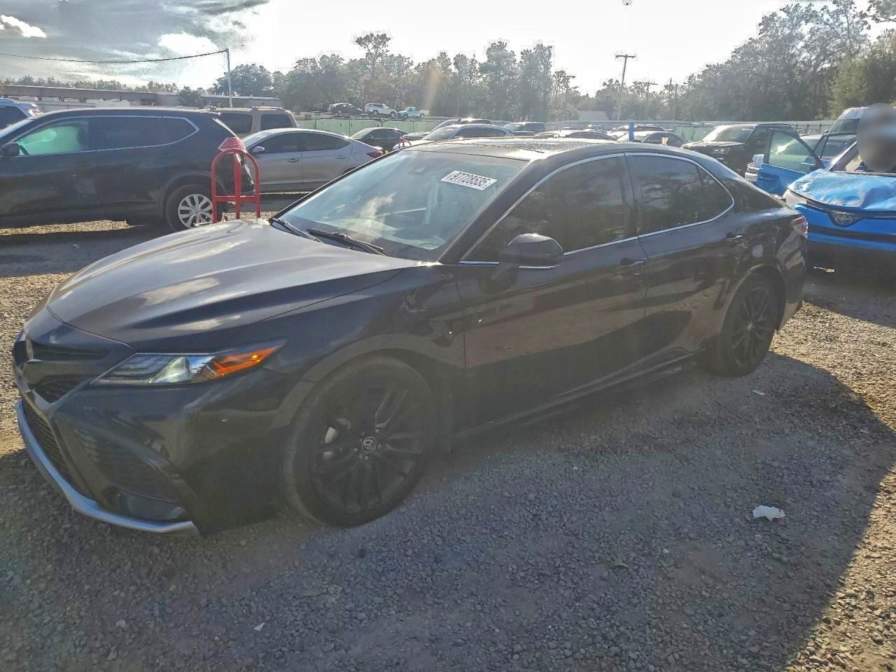 2023 TOYOTA CAMRY