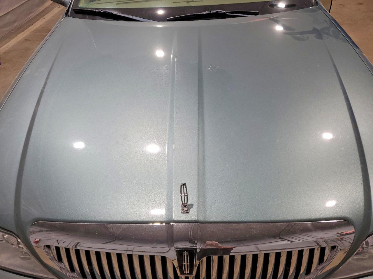 2006 LINCOLN TOWN CAR DESIGNER photo 11