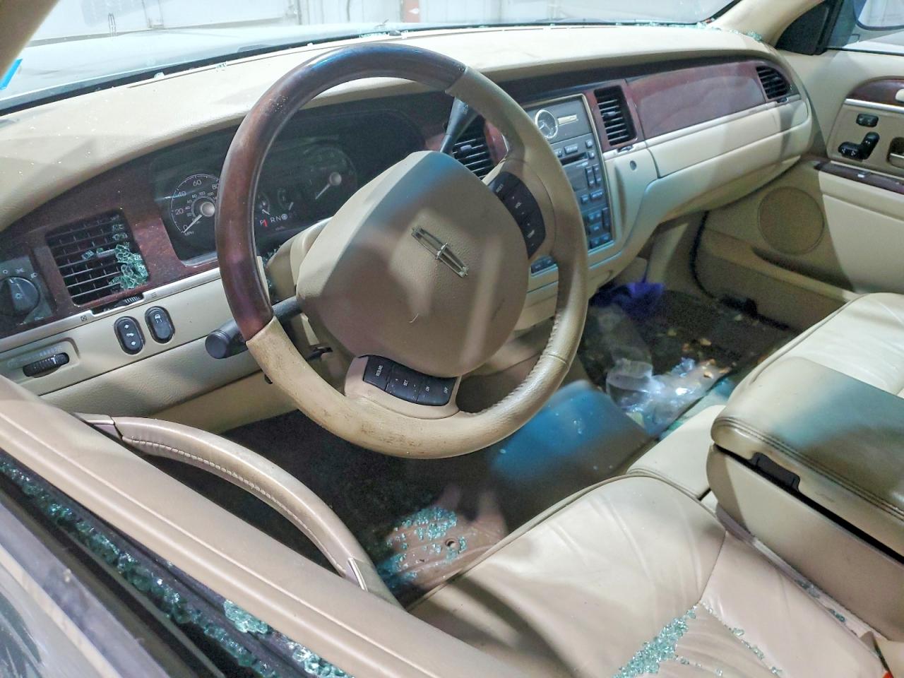 2006 LINCOLN TOWN CAR DESIGNER photo 8