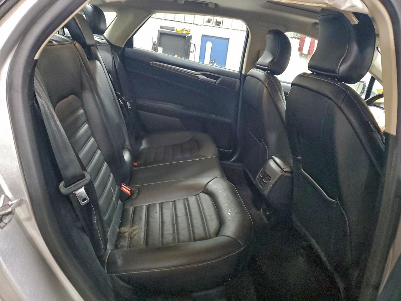 2017 FORD FUSION SE photo 10