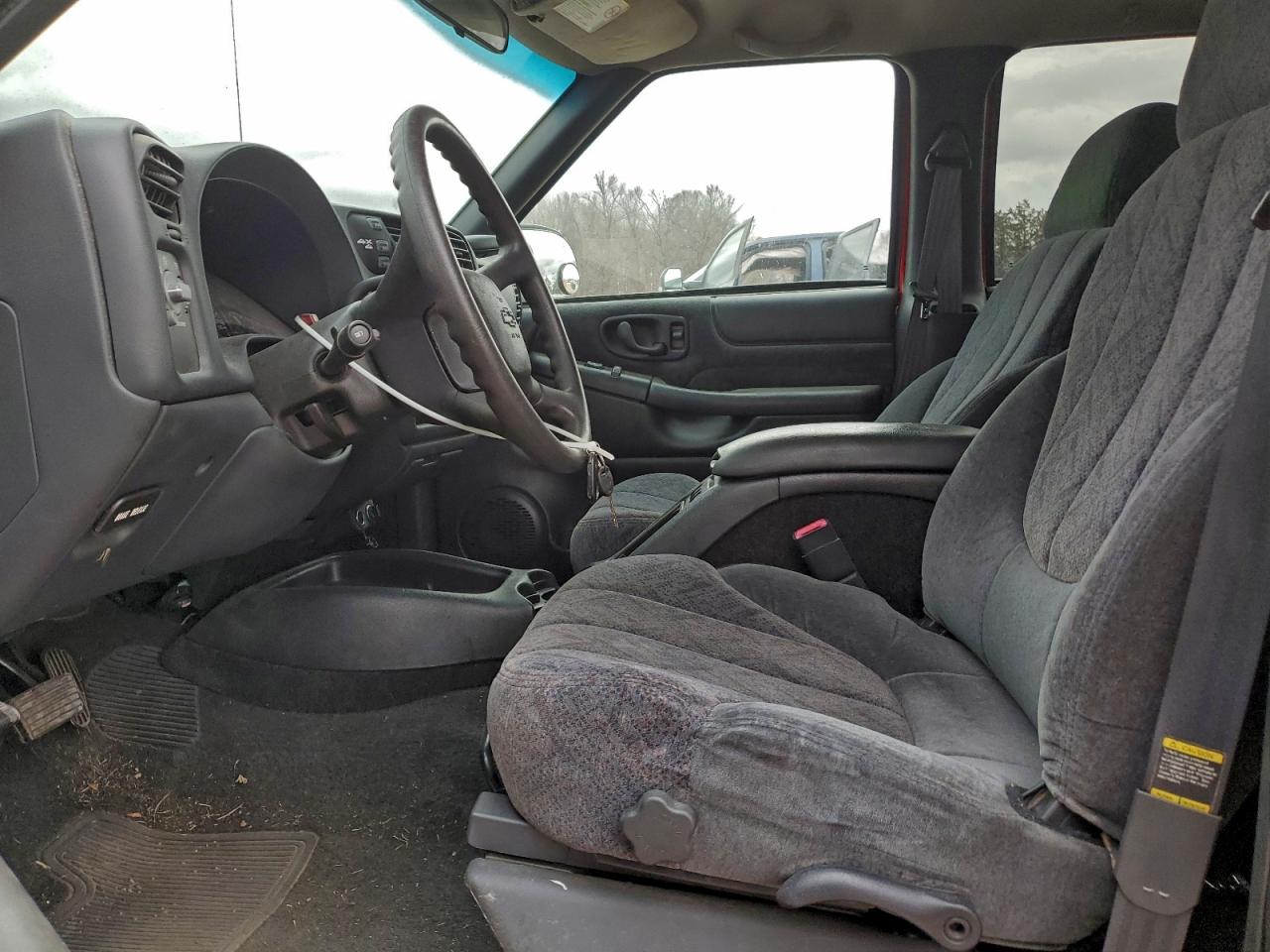 2001 CHEVROLET S TRUCK S10 photo 7