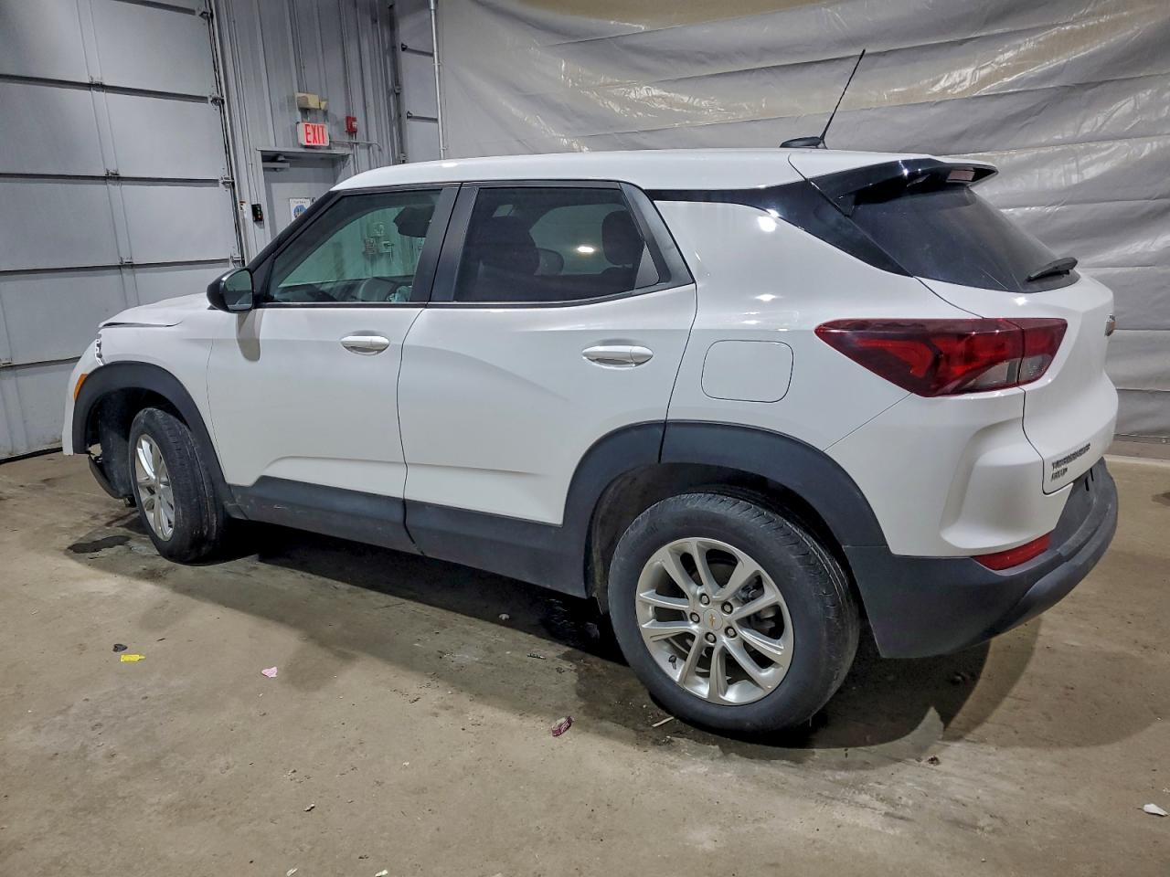 2025 CHEVROLET TRAILBLAZER LS photo 2
