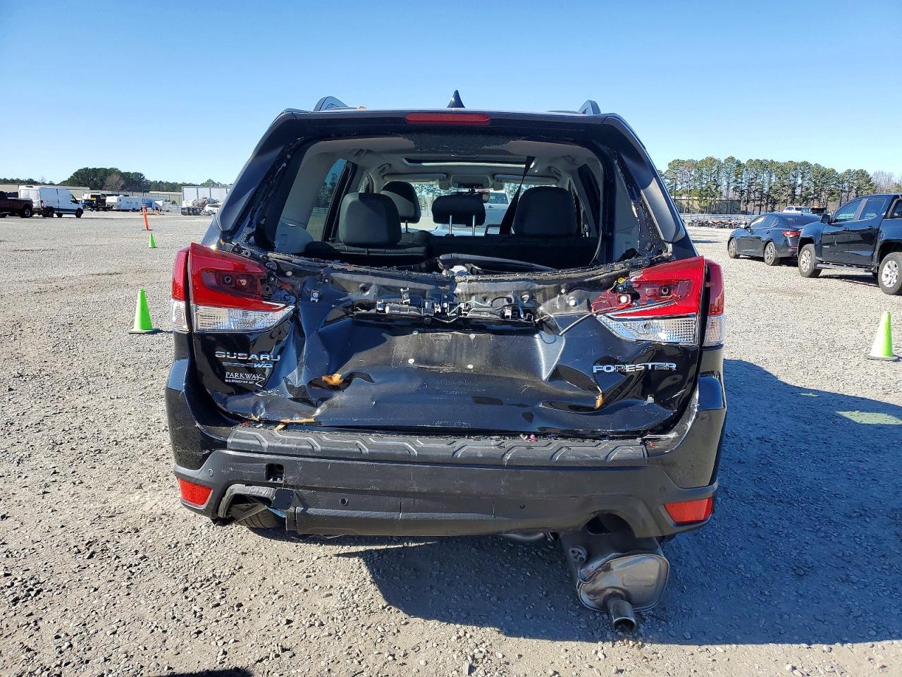 2021 SUBARU FORESTER LIMITED photo 6