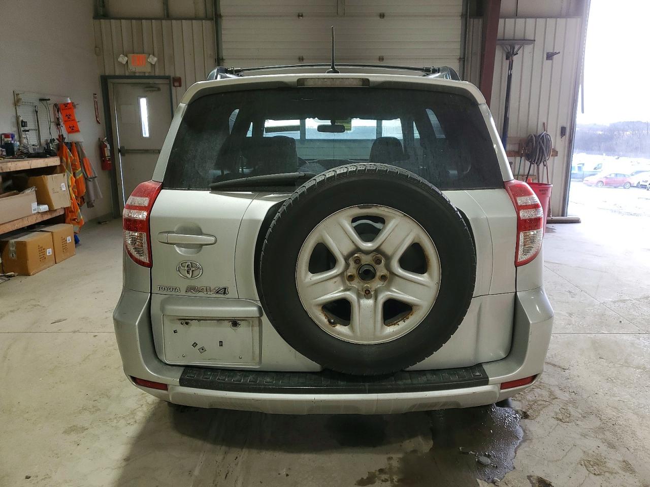 2009 TOYOTA RAV4 photo 6