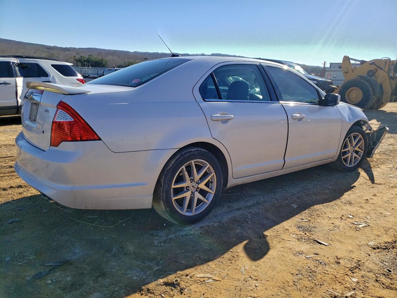 2011 FORD FUSION SEL photo 3