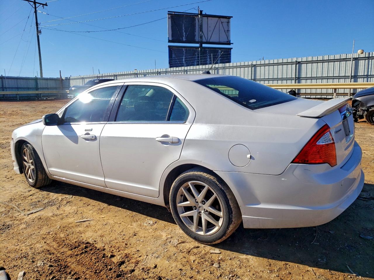 2011 FORD FUSION SEL photo 2