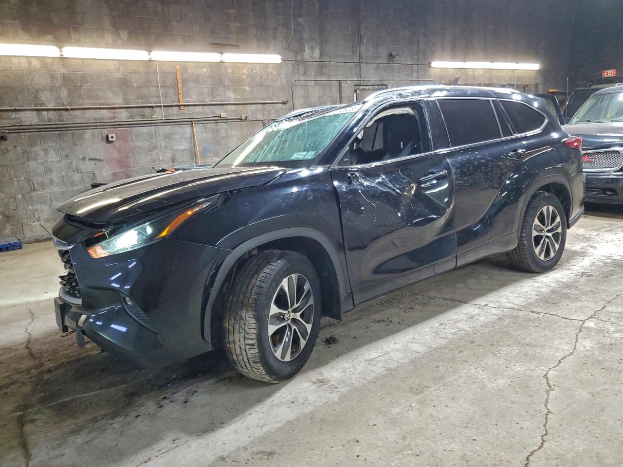 2021 TOYOTA HIGHLANDER