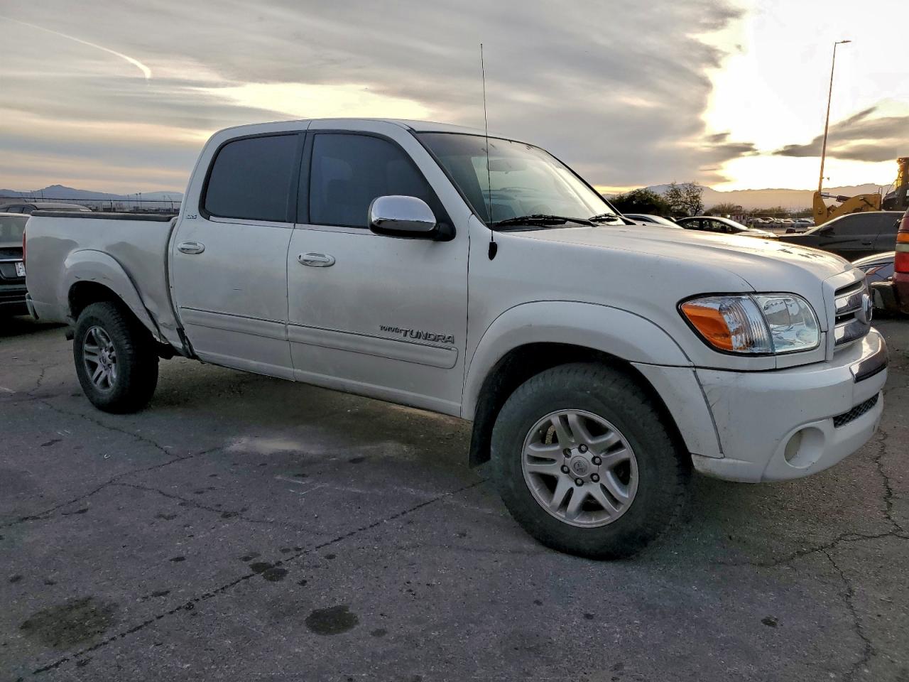 2005 TOYOTA TUNDRA DOUBLE CAB SR5 photo 4