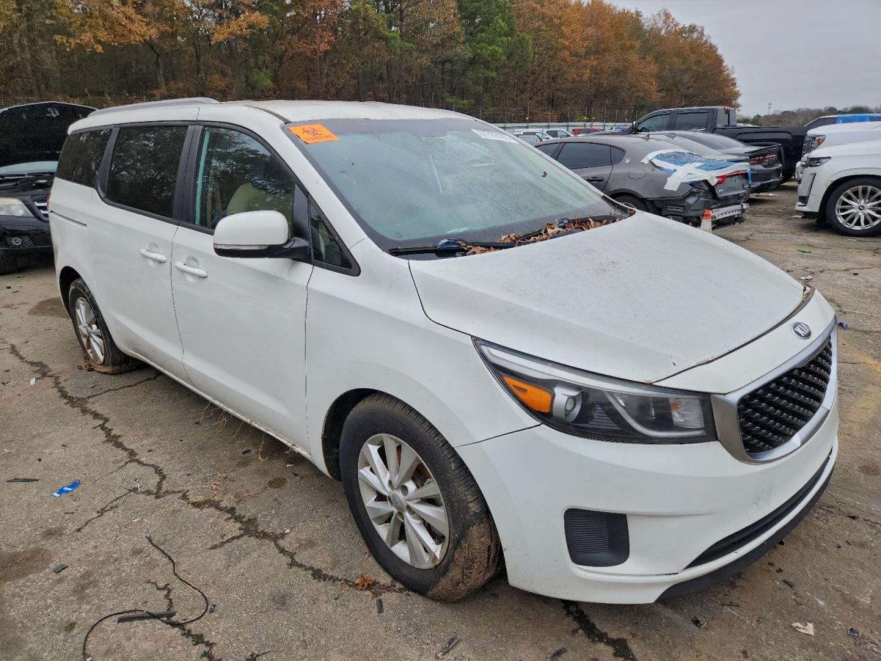 2016 KIA SEDONA LX photo 4