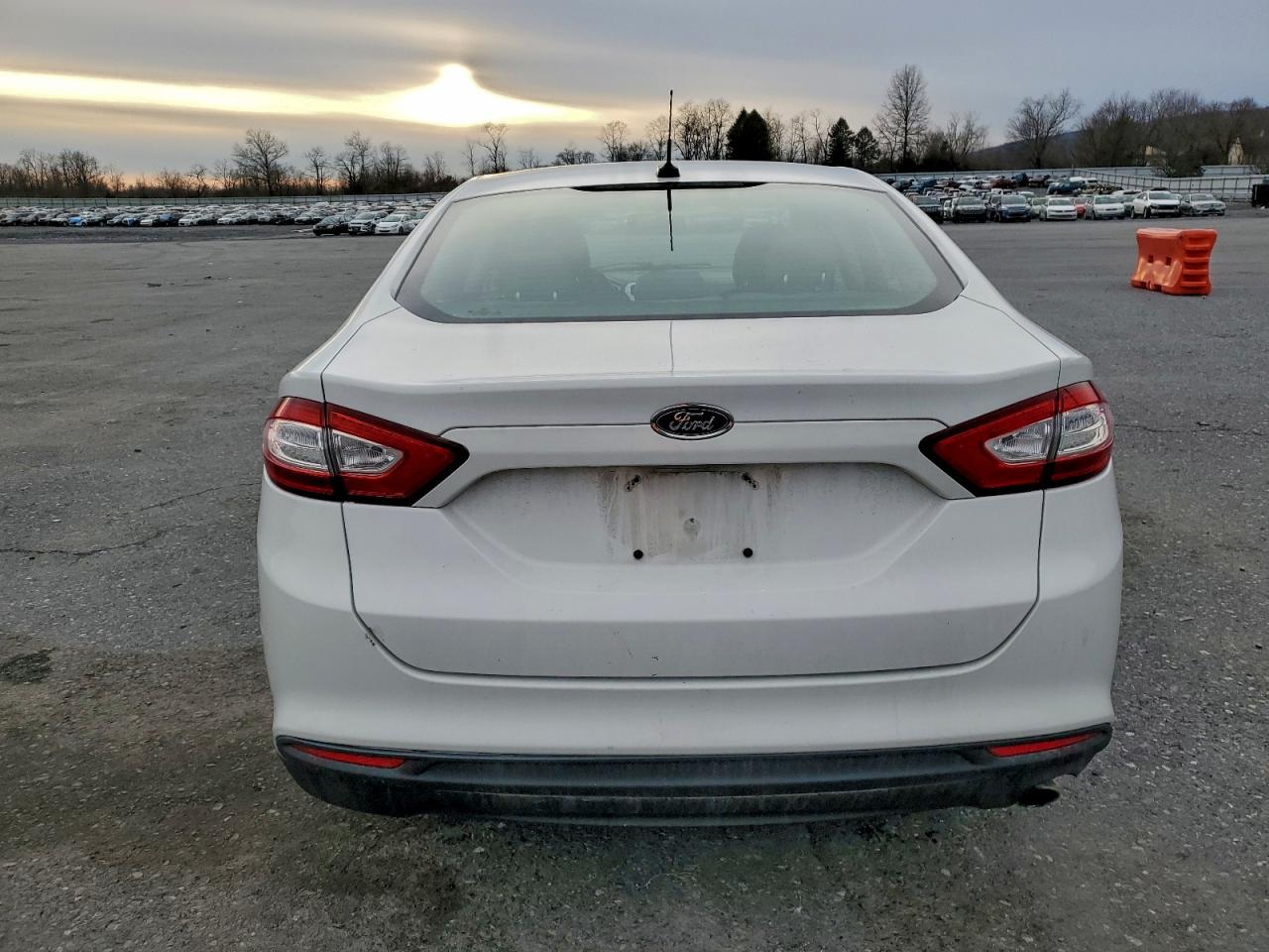 2013 FORD FUSION S photo 6