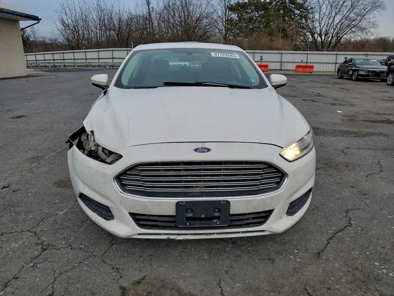 2013 FORD FUSION S photo 5