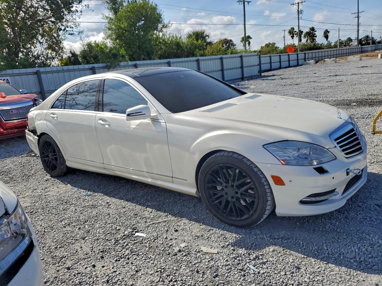 2013 MERCEDES-BENZ S 550 photo 4