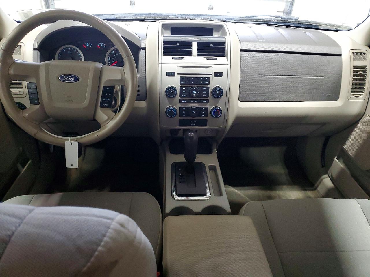 2012 FORD ESCAPE XLT photo 8
