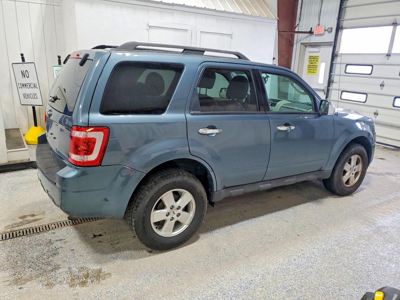 2012 FORD ESCAPE XLT photo 3
