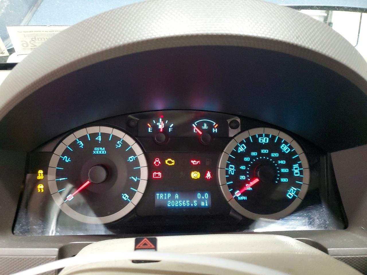 2012 FORD ESCAPE XLT photo 9