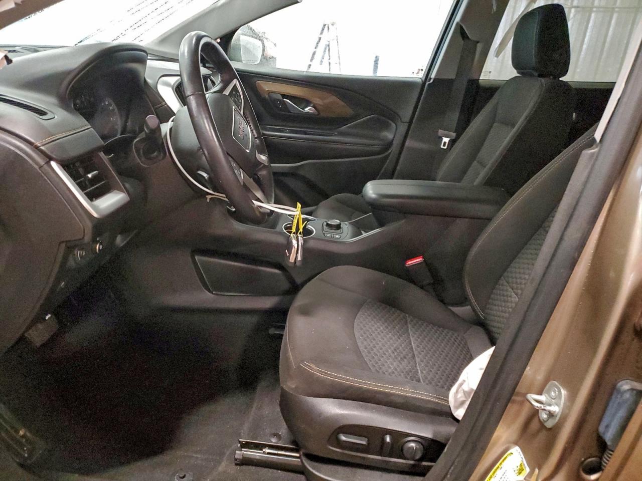 2018 GMC TERRAIN SLE photo 7