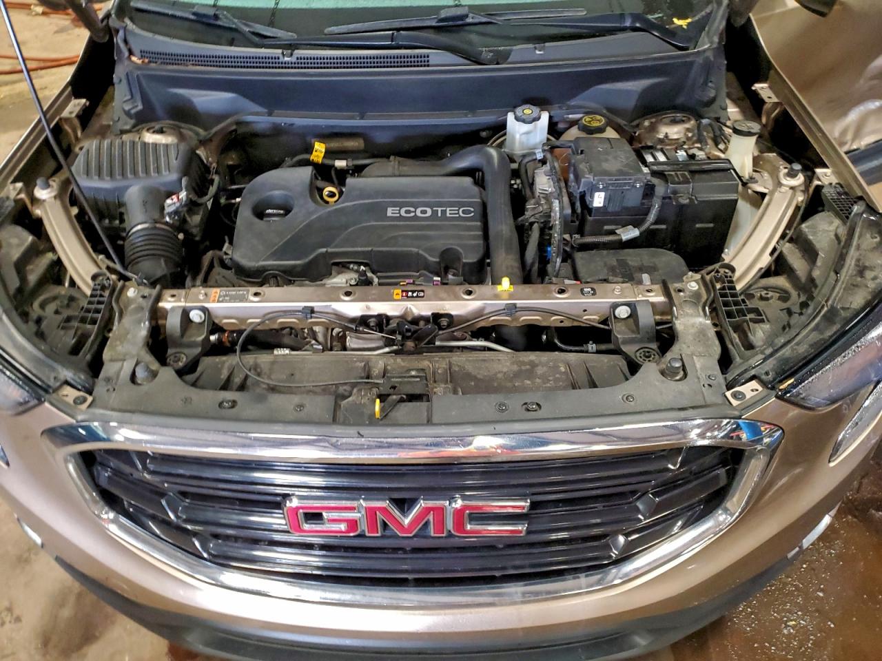 2018 GMC TERRAIN SLE photo 12