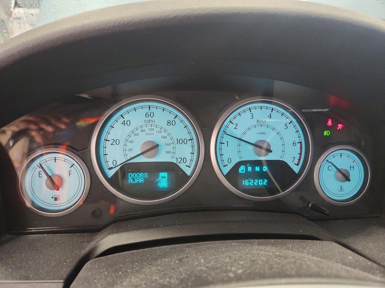 2010 CHRYSLER TOWN & COUNTRY TOURING PLUS photo 9