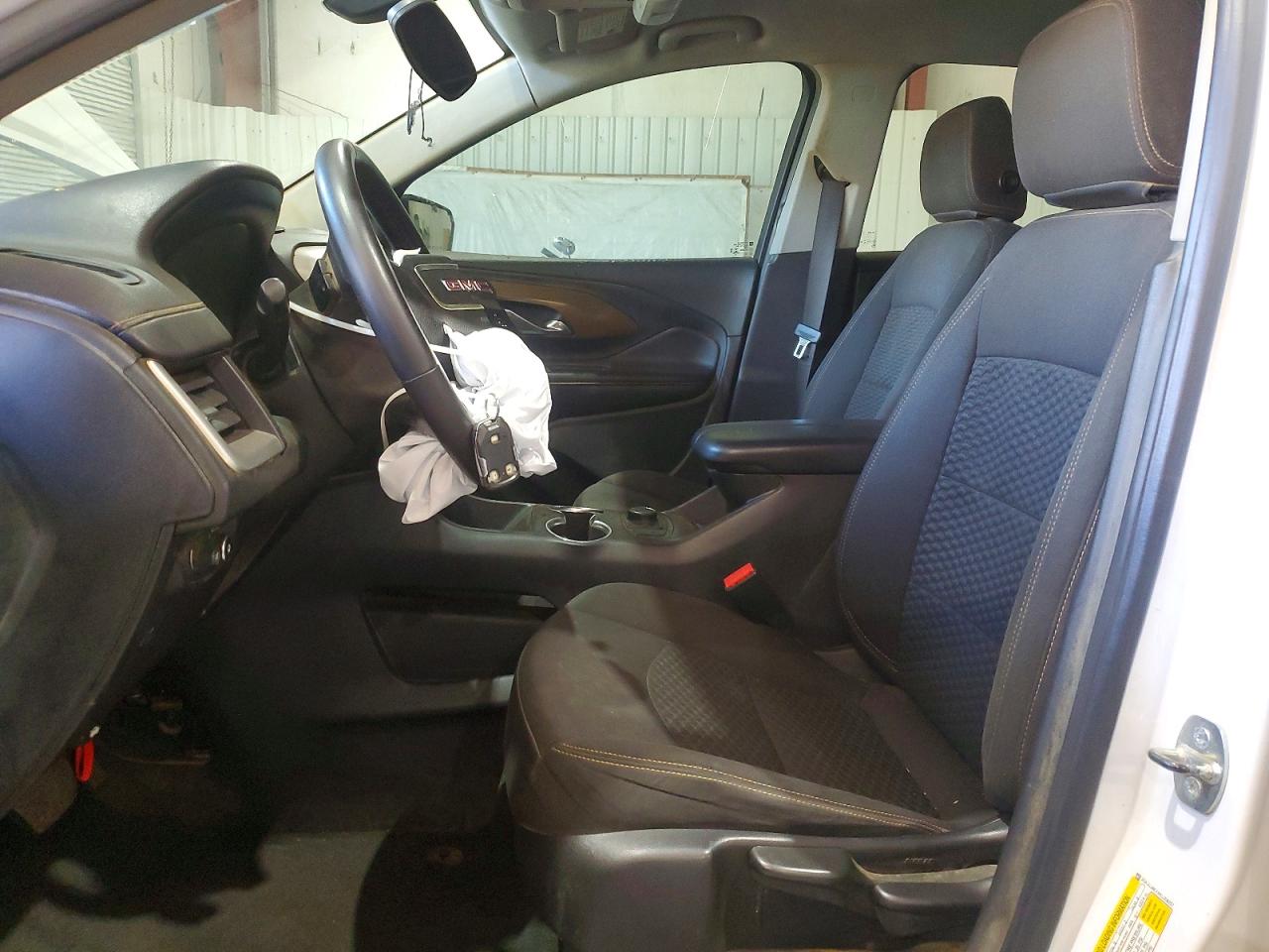 2019 GMC TERRAIN SLE photo 7