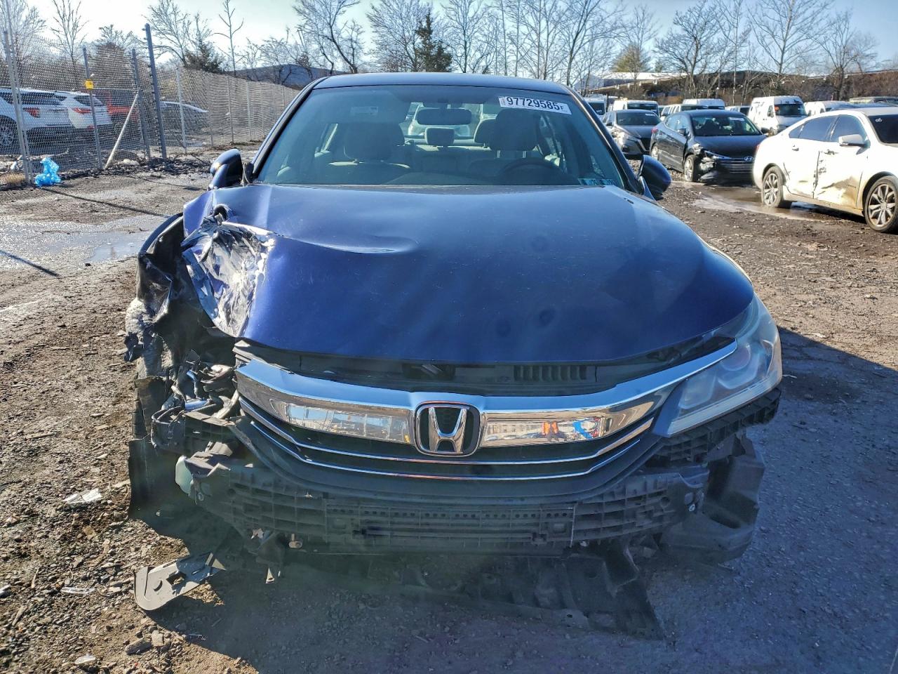 2016 HONDA ACCORD LX photo 5
