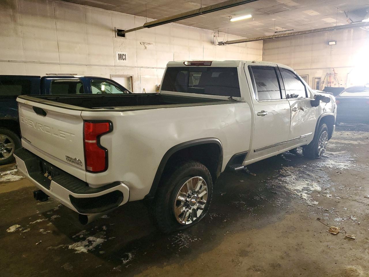 2024 CHEVROLET SILVERADO K2500 HIGH COUNTRY photo 7
