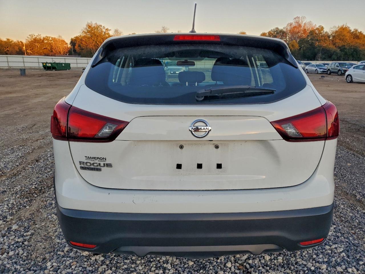 2018 NISSAN ROGUE SPORT S photo 6
