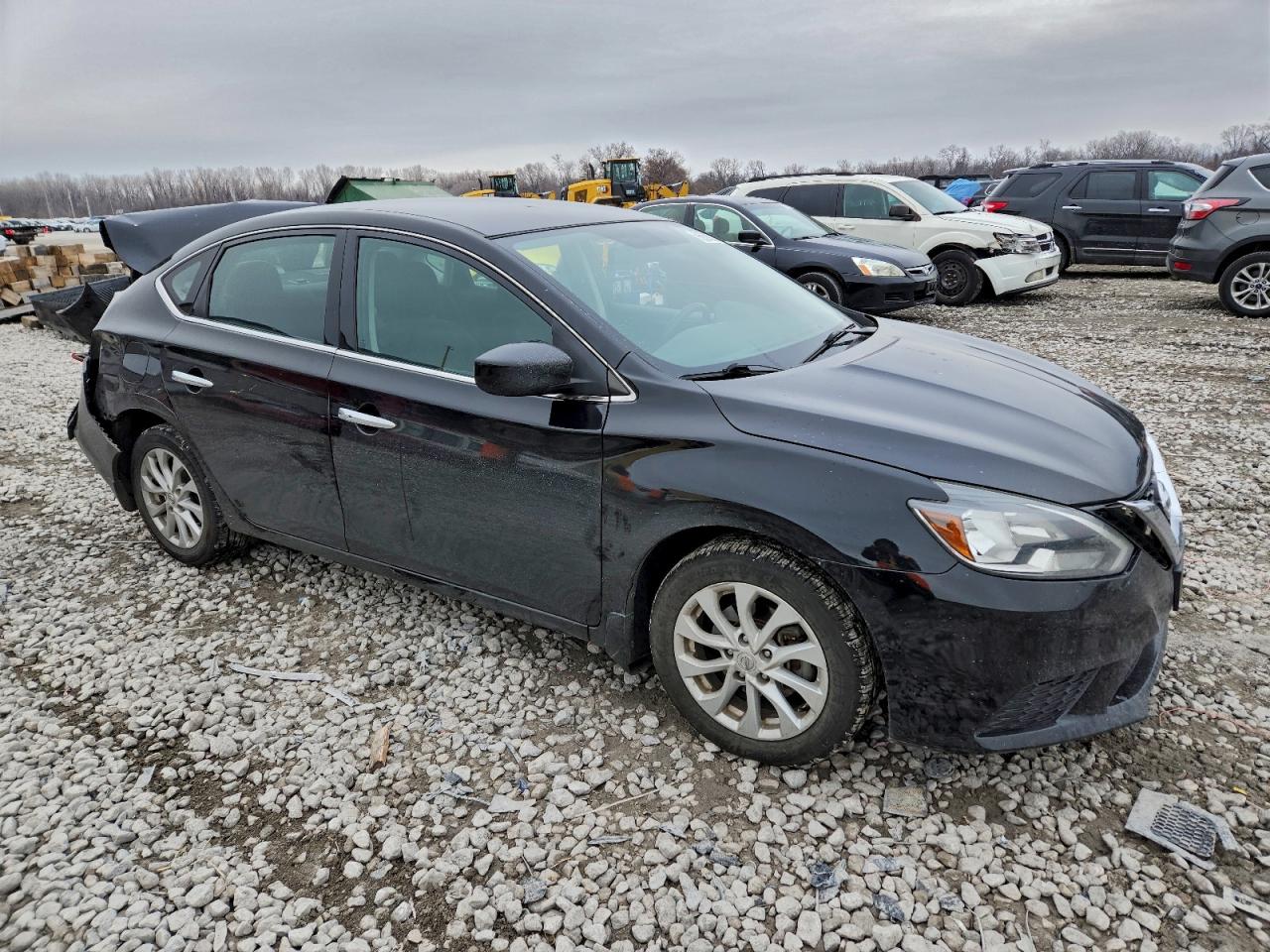 2018 NISSAN SENTRA SV photo 4