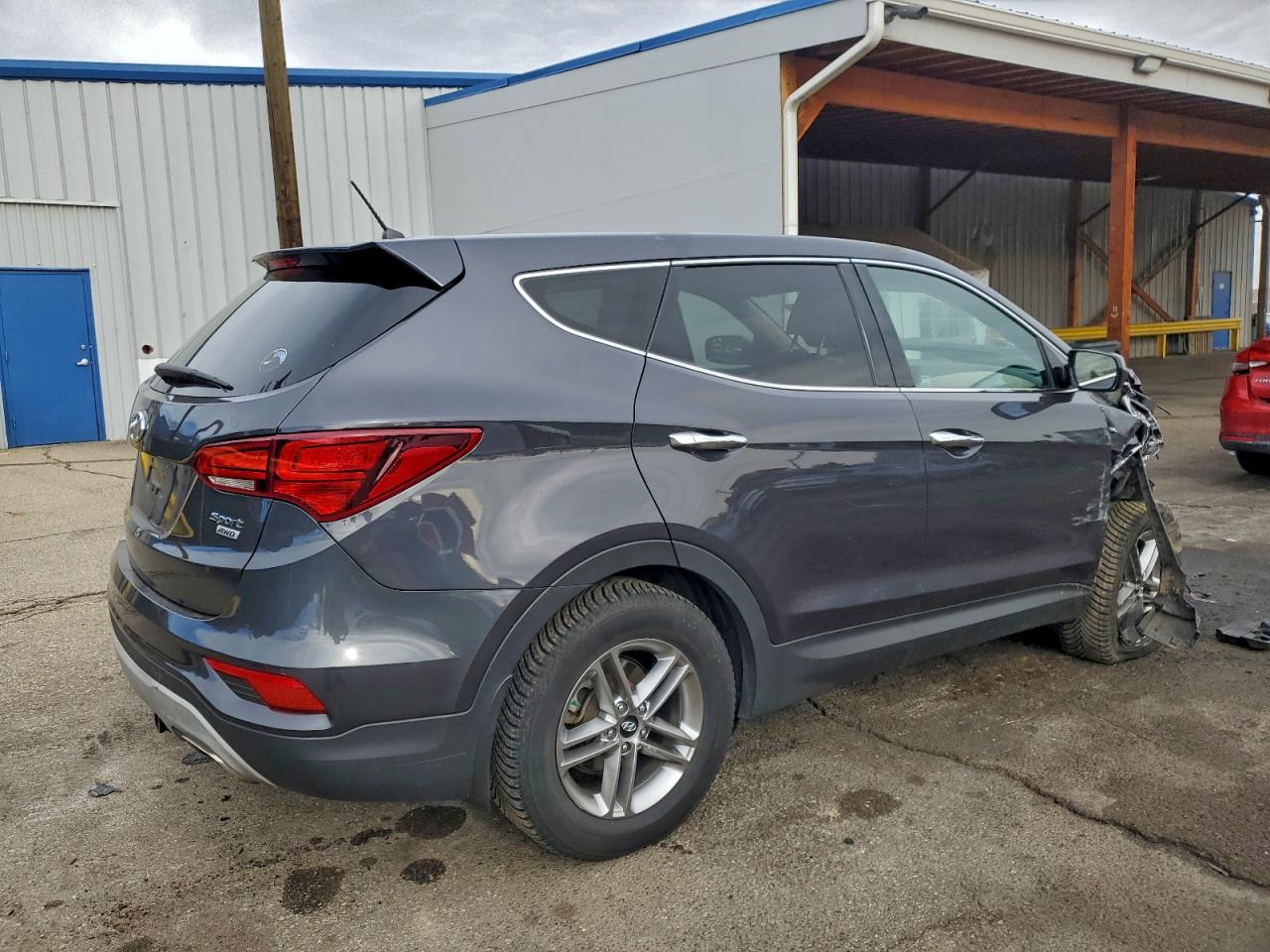 2018 HYUNDAI SANTA FE SPORT photo 3