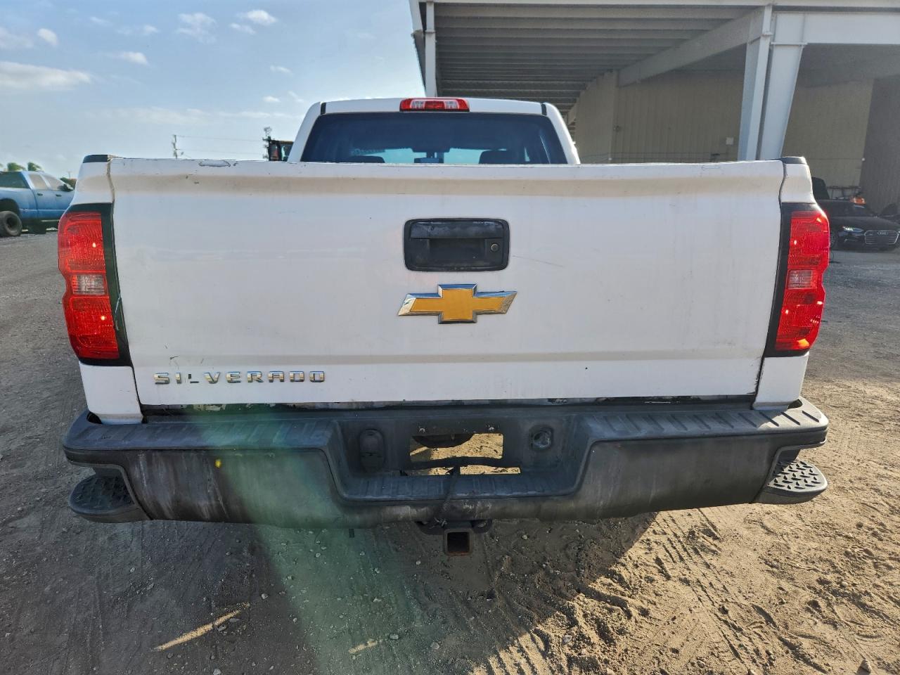 2014 CHEVROLET SILVERADO K1500 photo 6