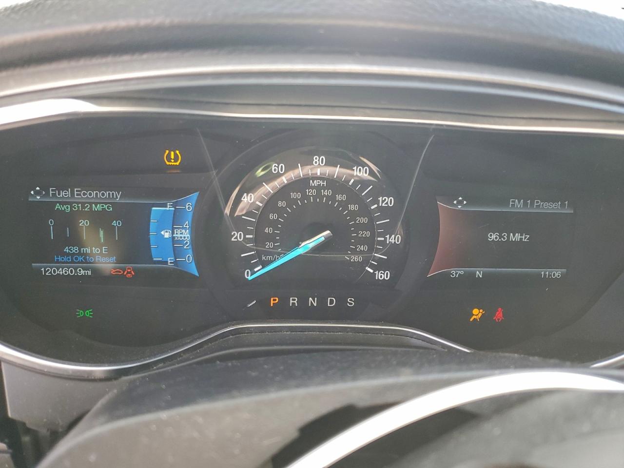 2017 FORD FUSION SE photo 9