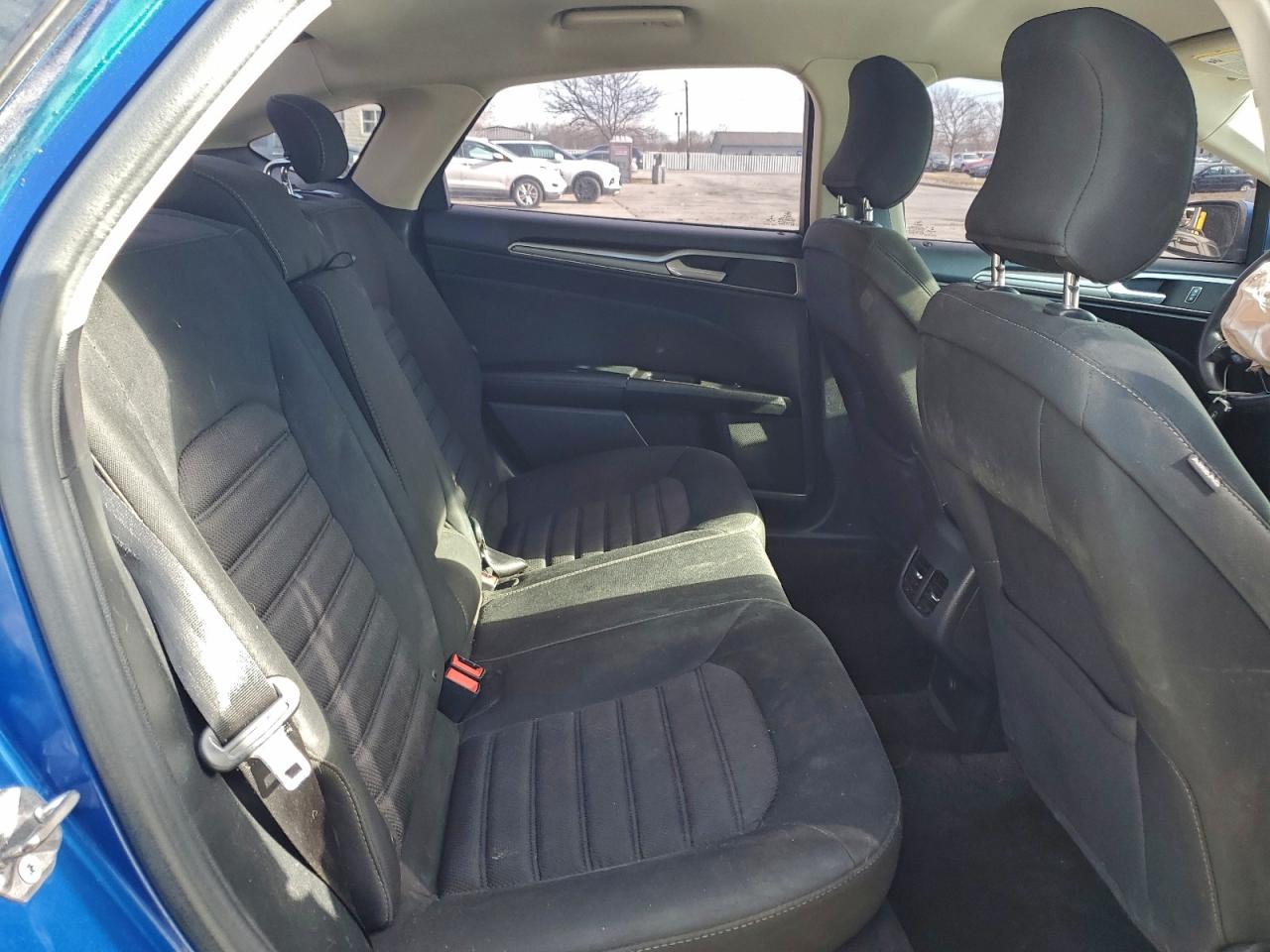 2017 FORD FUSION SE photo 10