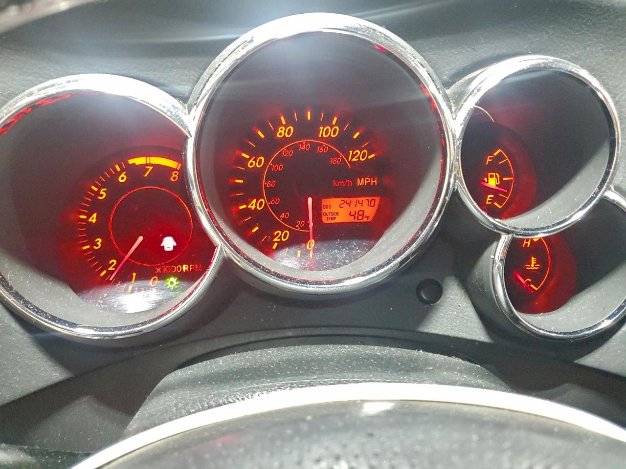 2003 TOYOTA COROLLA MATRIX XR photo 9
