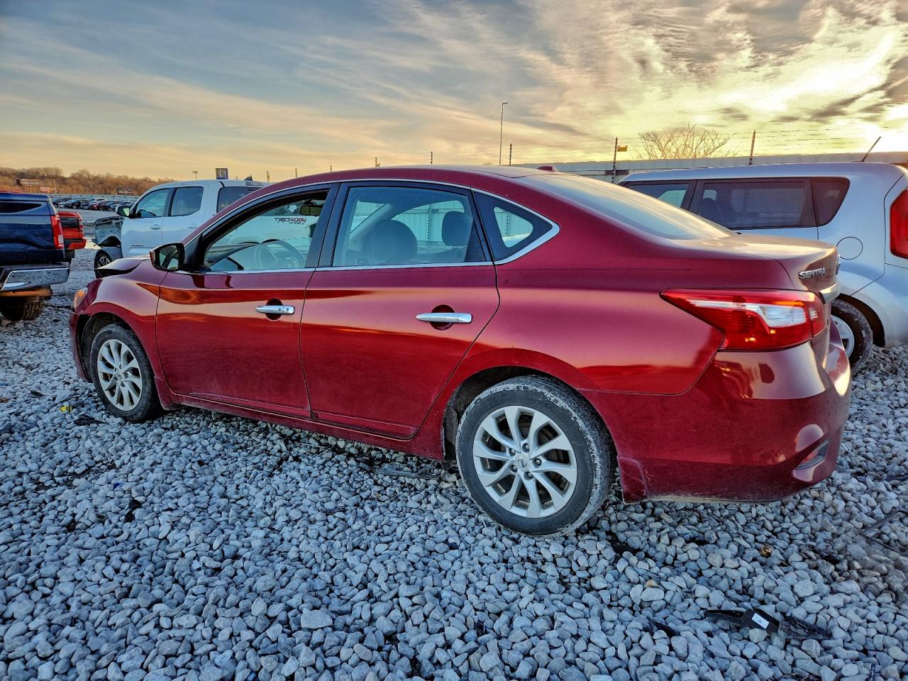 2018 NISSAN SENTRA S photo 2
