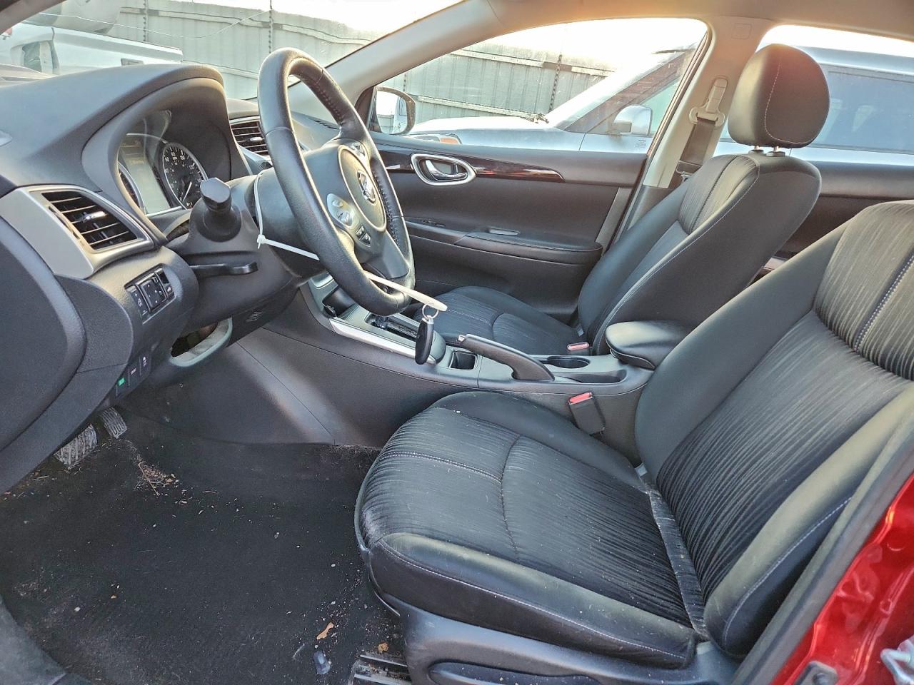 2018 NISSAN SENTRA S photo 7
