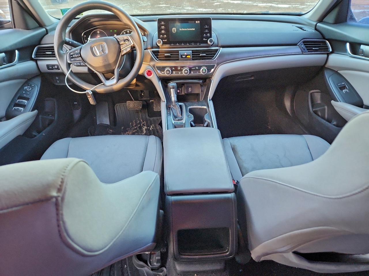 2018 HONDA ACCORD LX photo 15