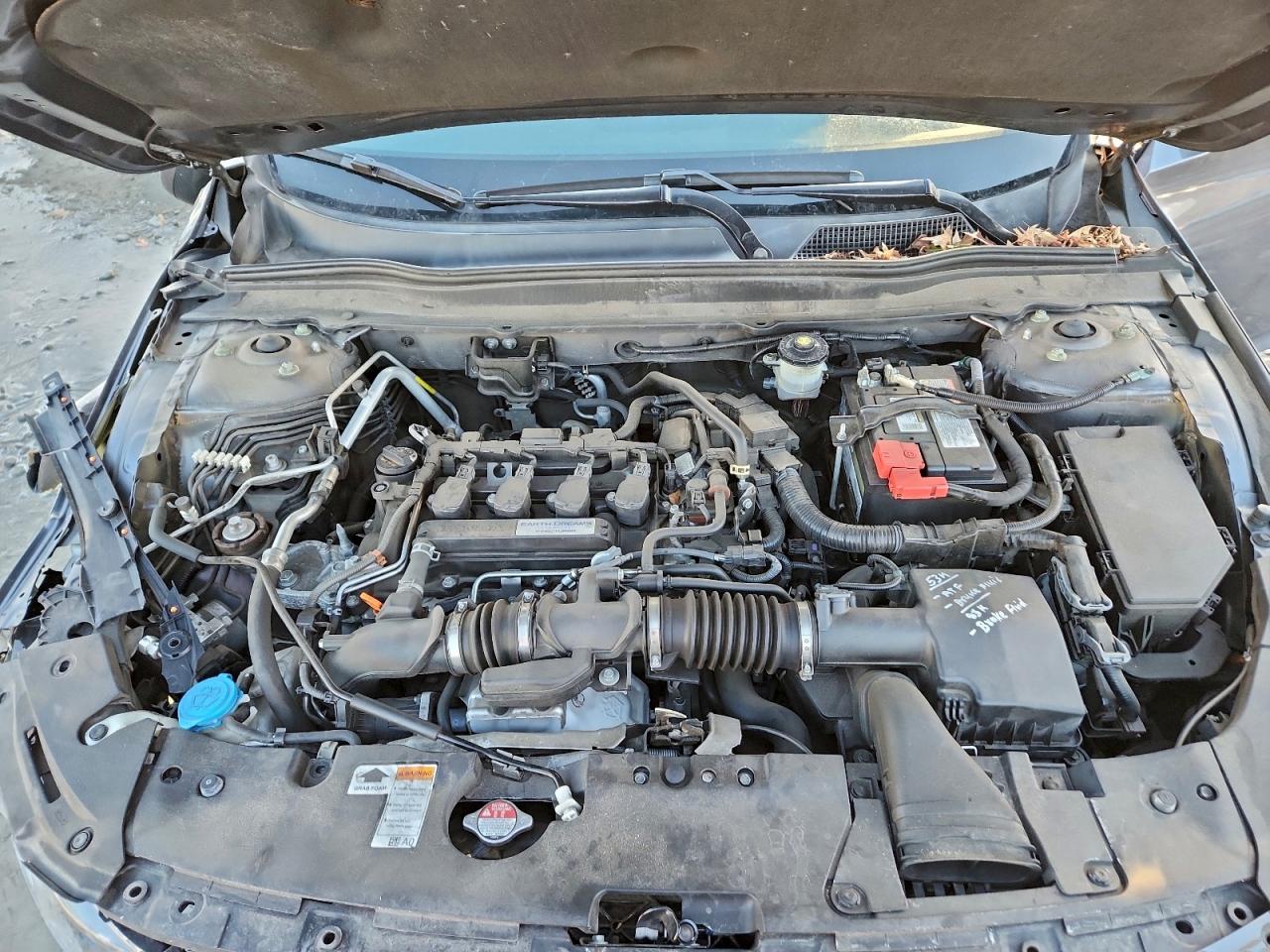 2018 HONDA ACCORD LX photo 21