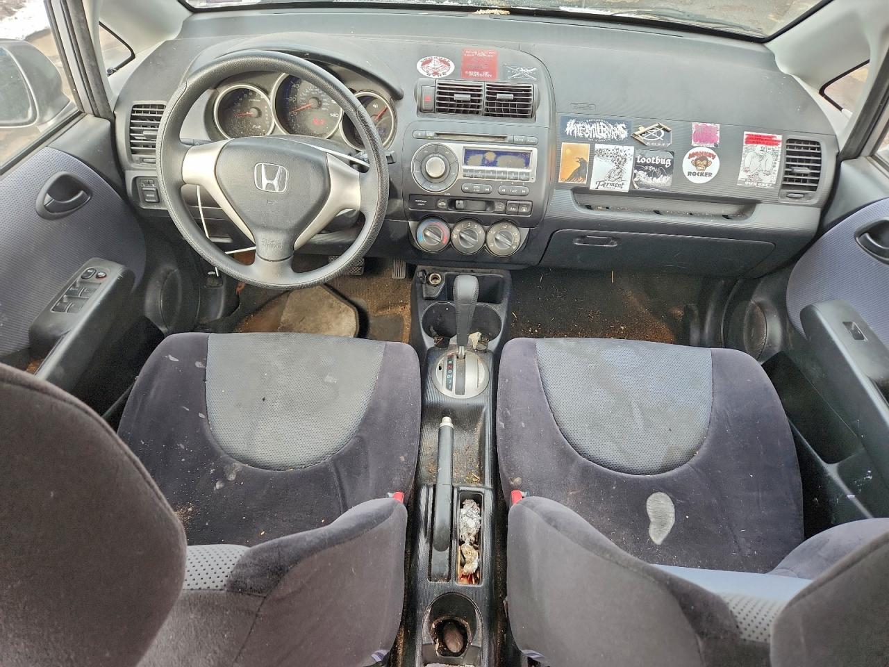 2007 HONDA FIT photo 8