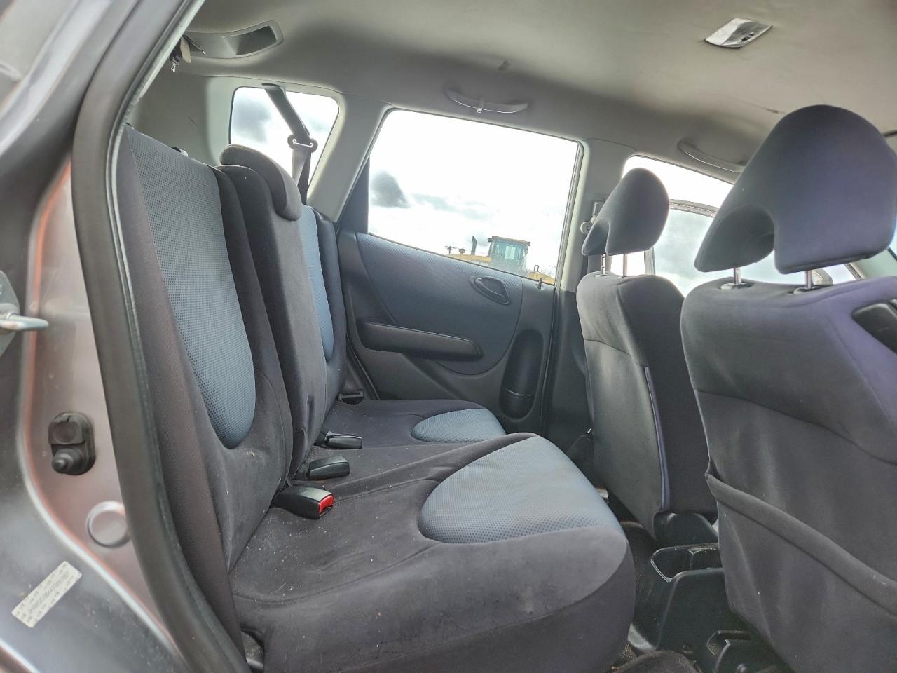 2007 HONDA FIT photo 10