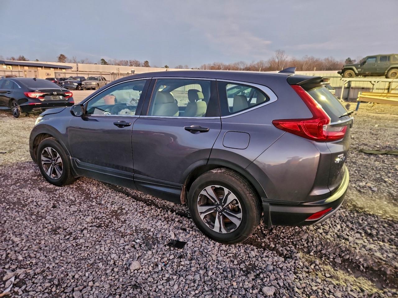 2017 HONDA CR-V LX photo 2