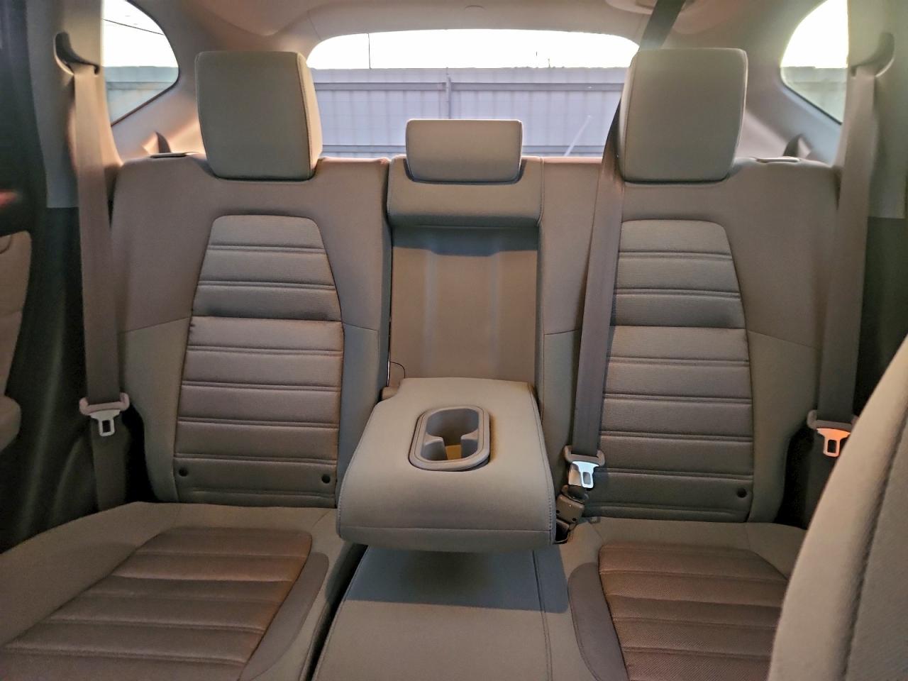 2017 HONDA CR-V LX photo 10