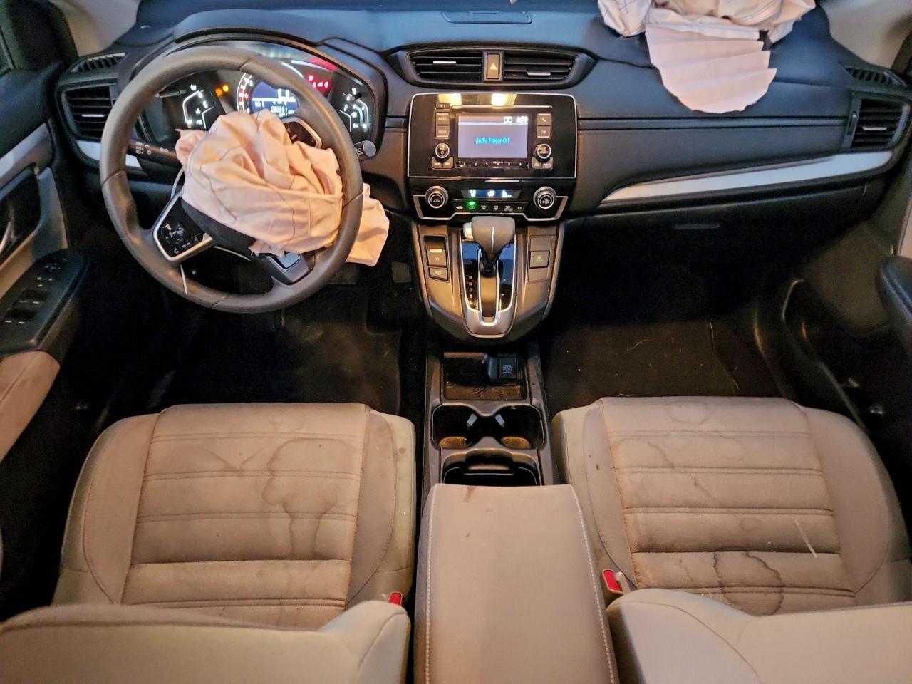 2017 HONDA CR-V LX photo 8