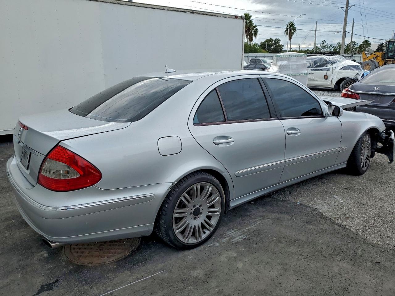 2008 MERCEDES-BENZ E 350 photo 3